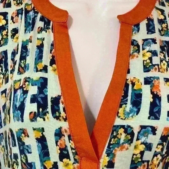 Ivy Jane Henley Boho Peace Blouse Size Small - Picture 4 of 6